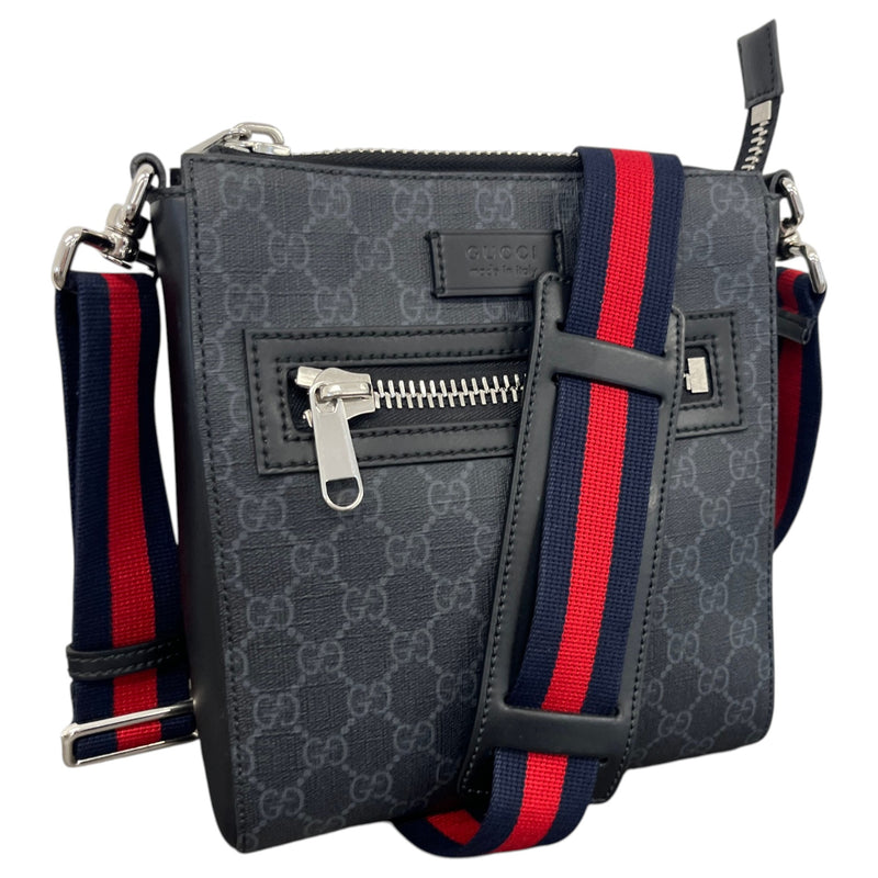 Men's GG Supreme Messenger Bag Black