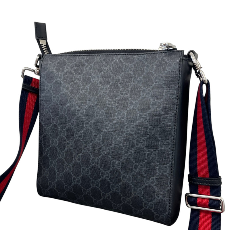 Men's GG Supreme Messenger Bag Black