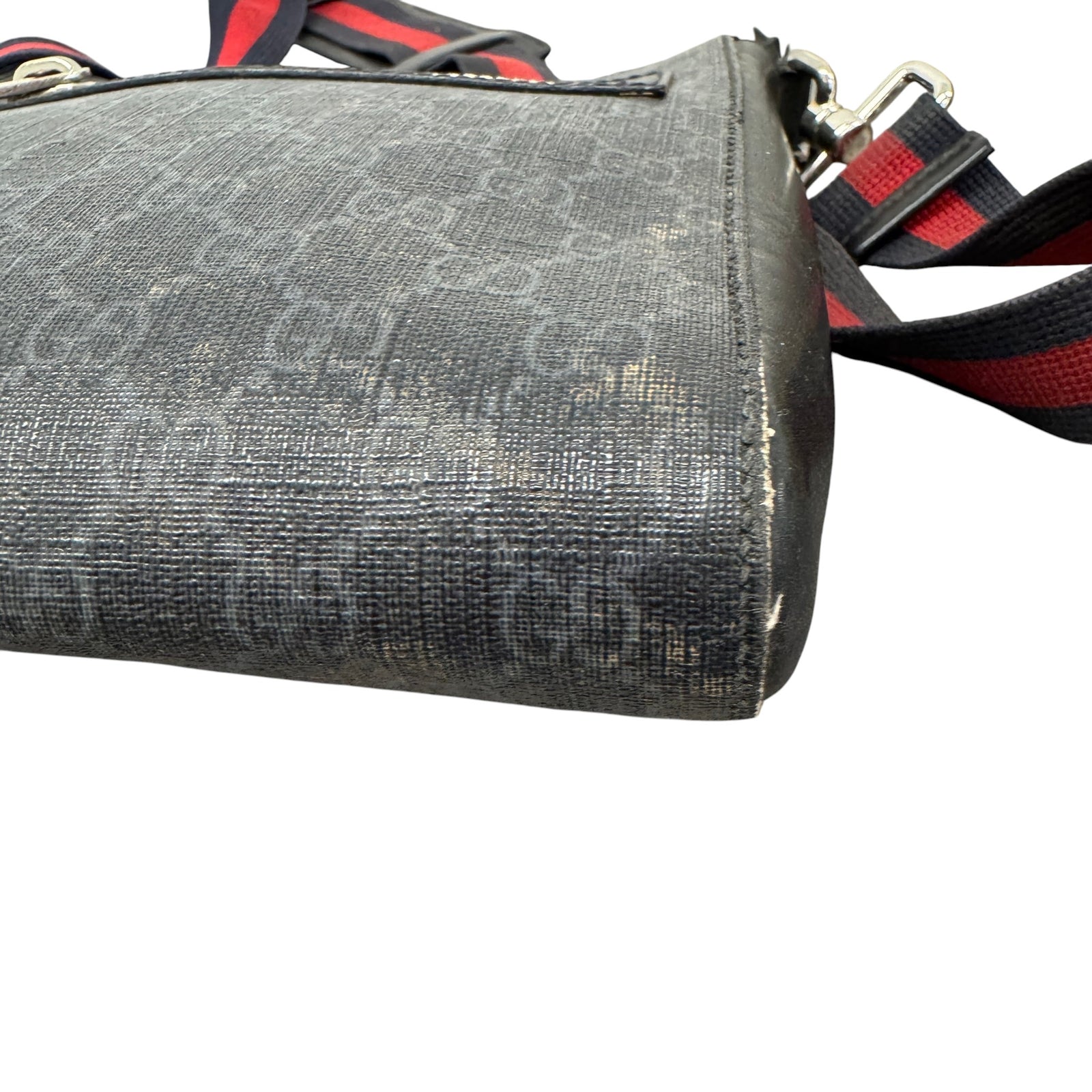 Men's Gg Supreme Messenger Bag Black - Photo 6