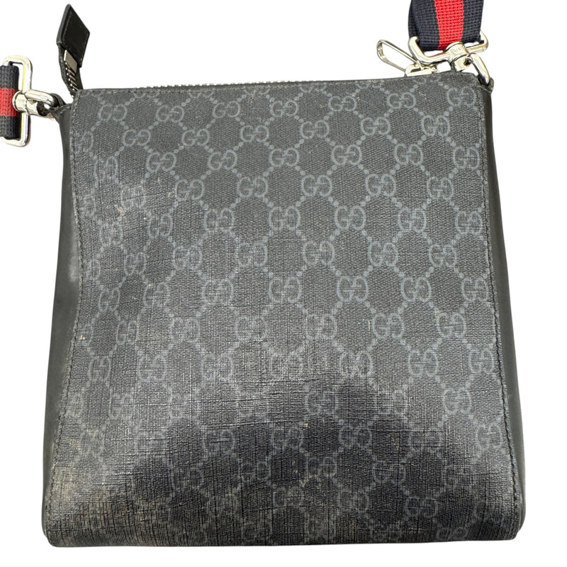Men's Gg Supreme Messenger Bag Black