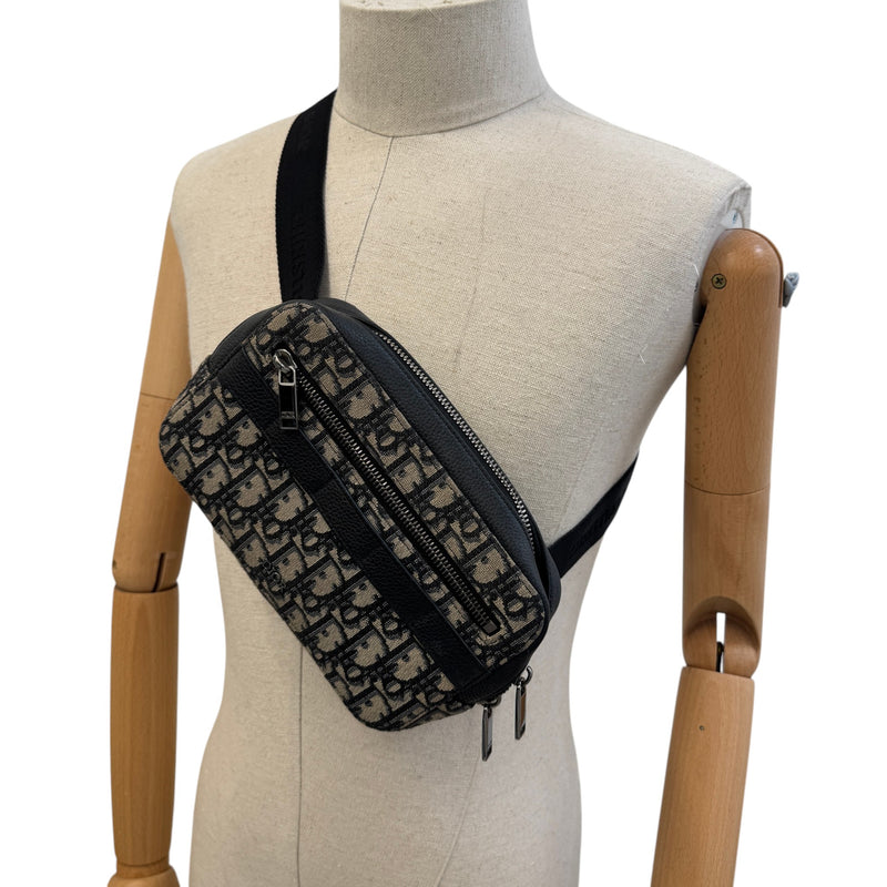 Men's Oblique Safari Belt Bag Black