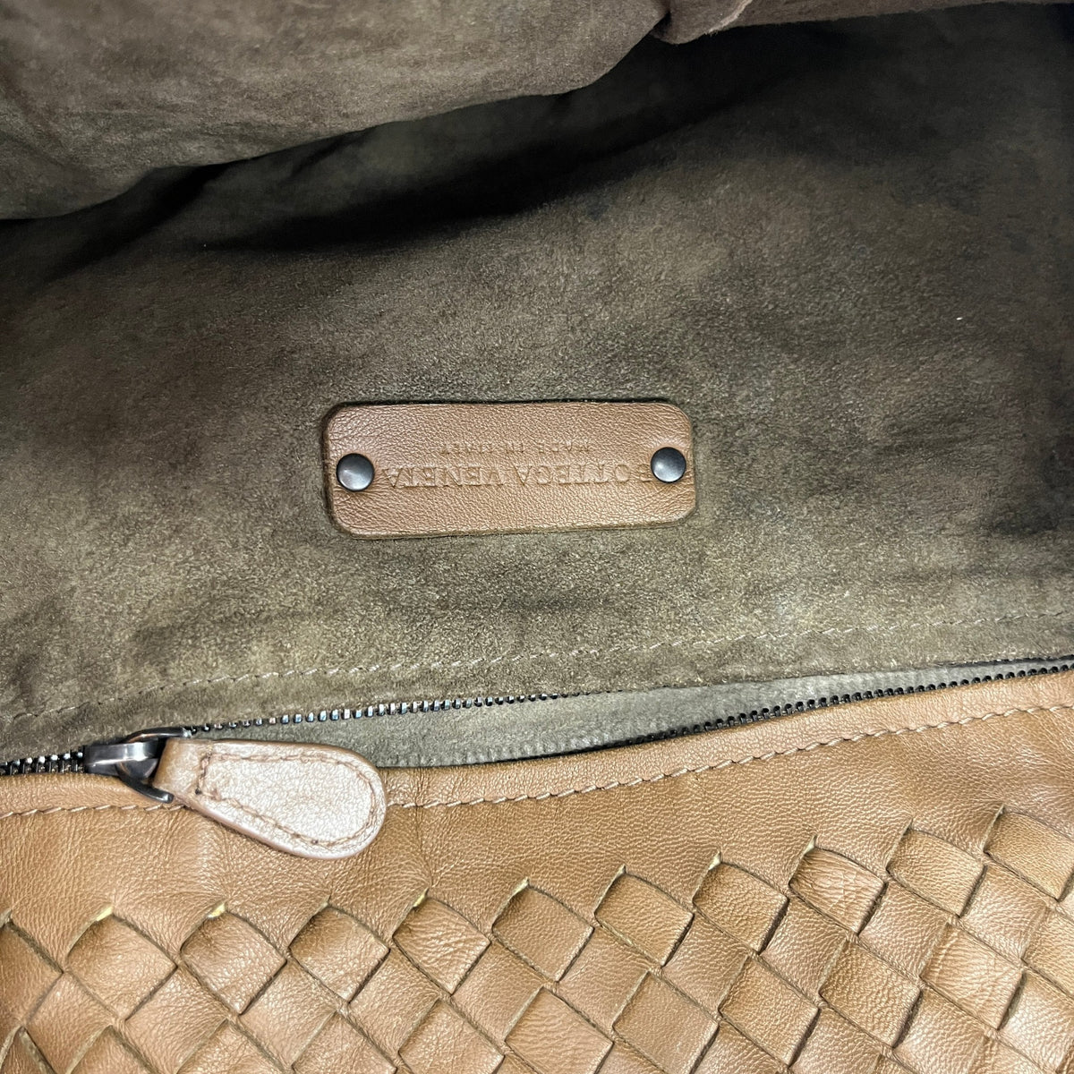 Women's Intrecciato Handbag Brown - Photo 9