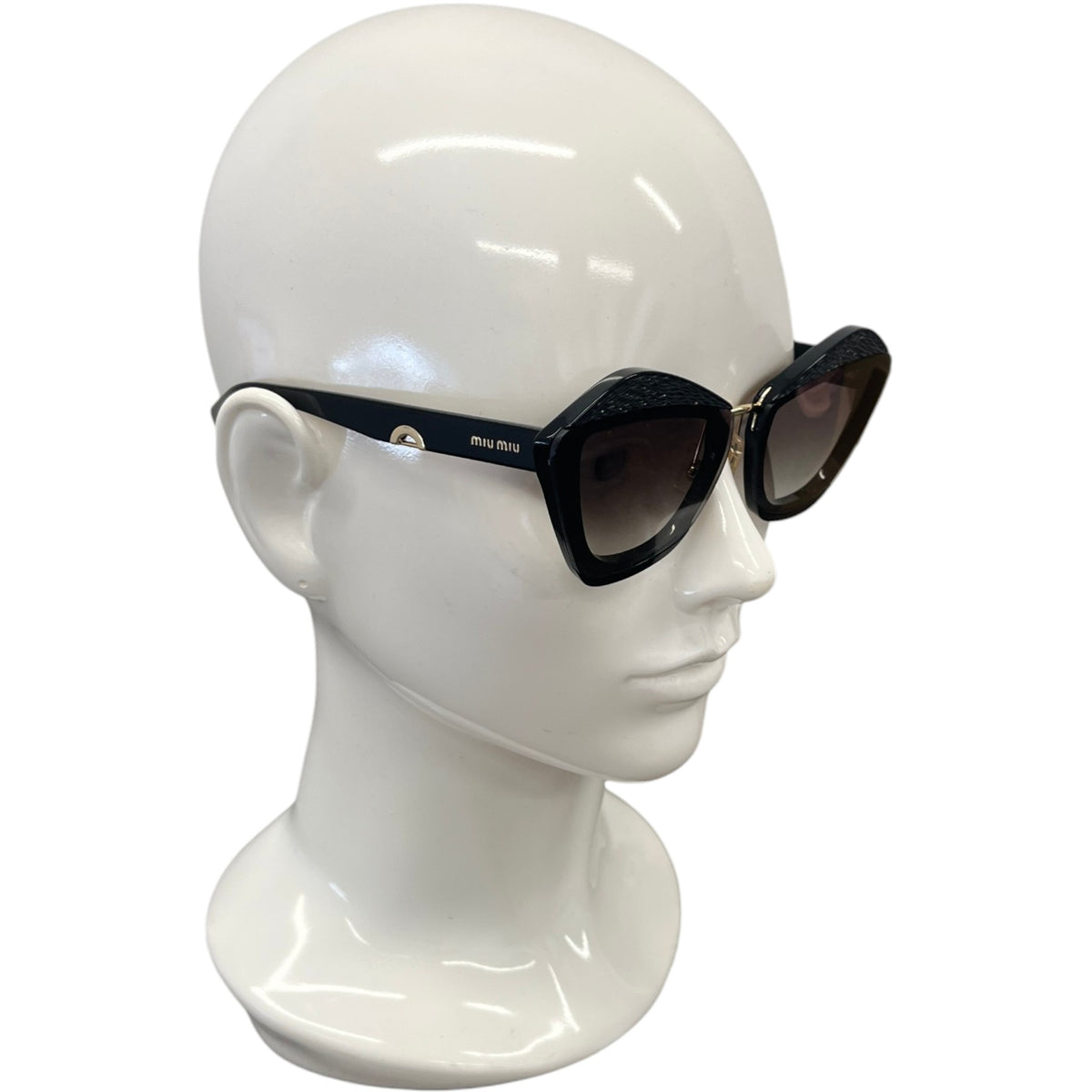 Women's 01XS Sunglasses Black - Photo 4