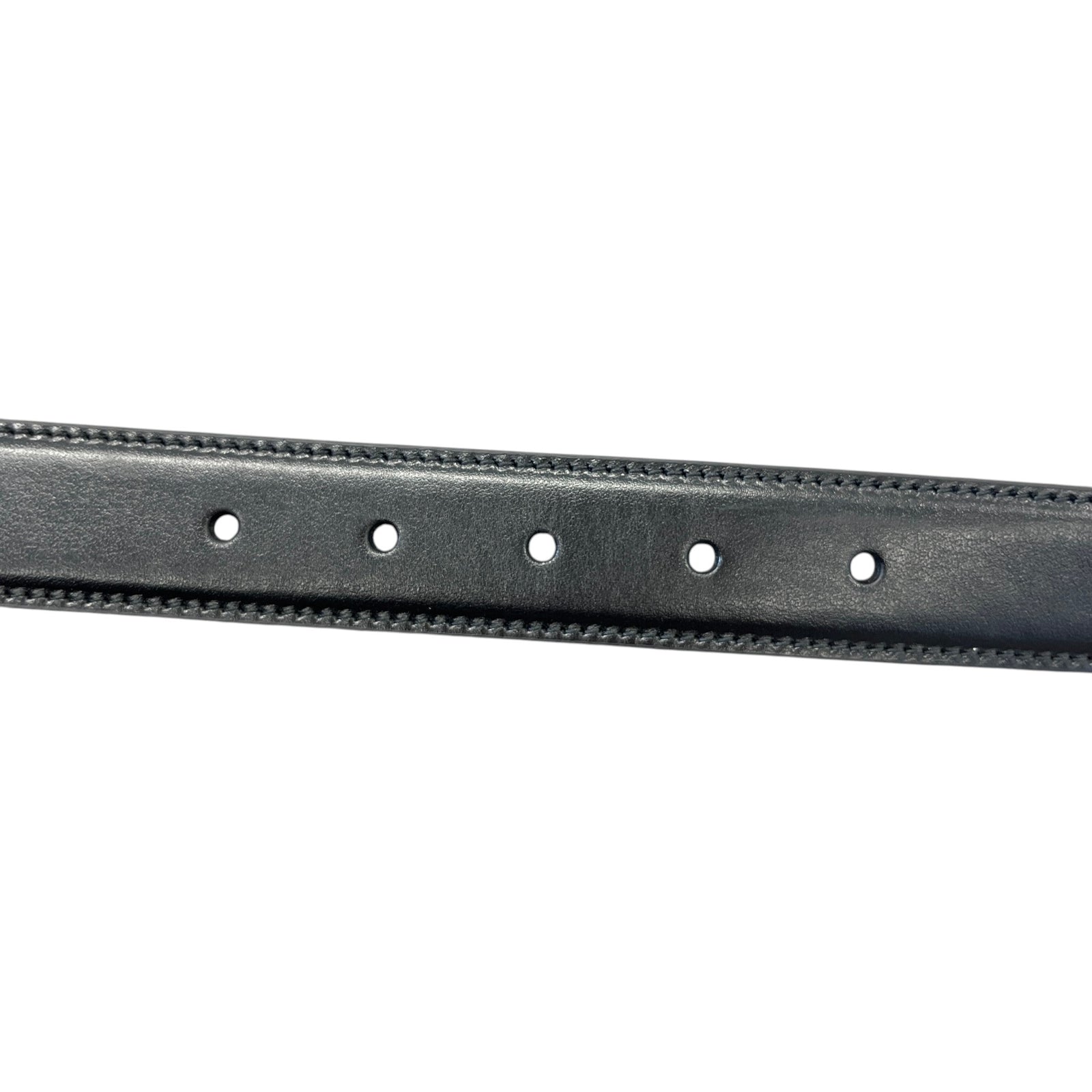 Gucci Women's Engraved Logo Square Buckle Belt Black - Photo 9