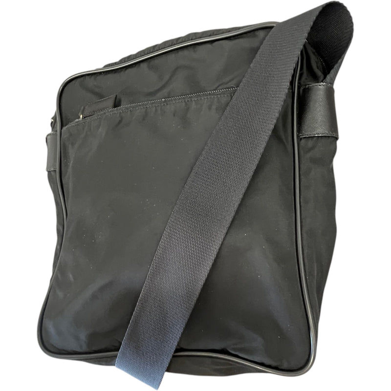 Men's Re-Nylon Plaque Logo Messenger Bag Black