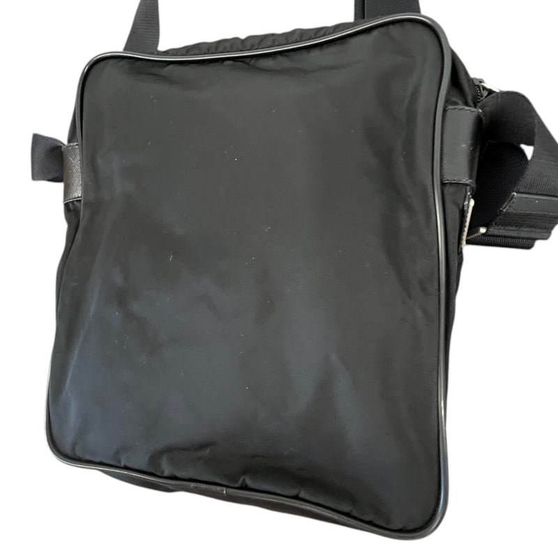 Men's Re-Nylon Plaque Logo Messenger Bag Black