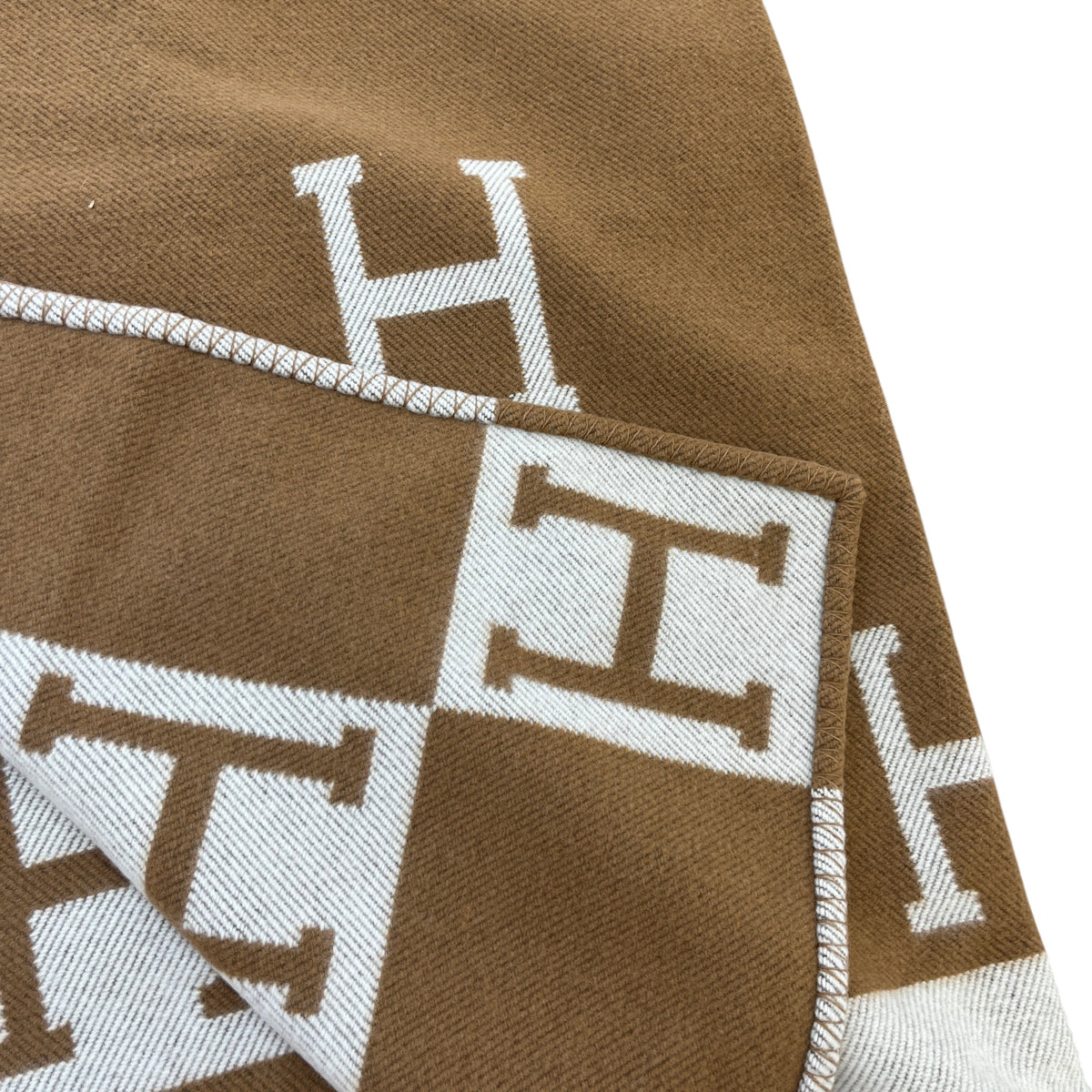 Women's Avalon Throw Blanket Brown - Photo 8
