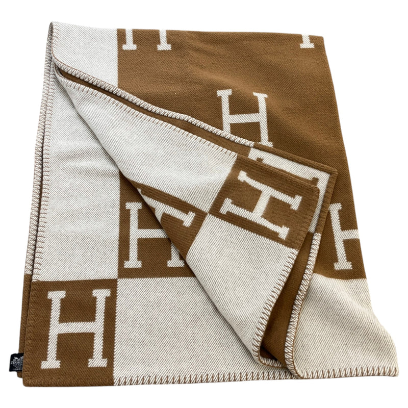 Women's Avalon Throw Blanket Brown