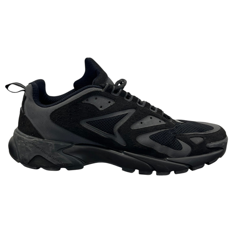Men's Runner Tatic Low Trainers Black Size UK 10 / EU 44