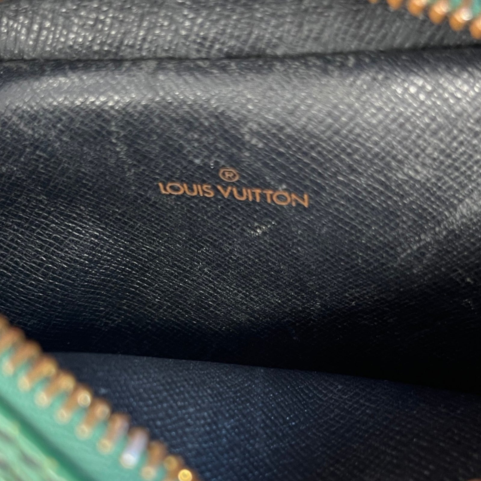 Men's Epi Danube Crossbody Bag Green - Photo 11