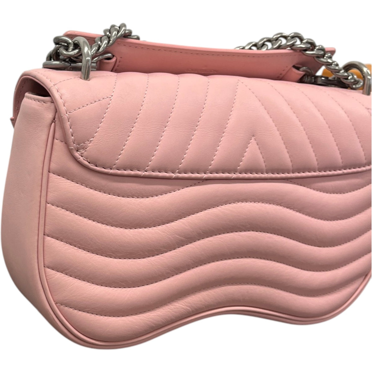 Women's New Wave Chain Handbag Pink - Photo 6