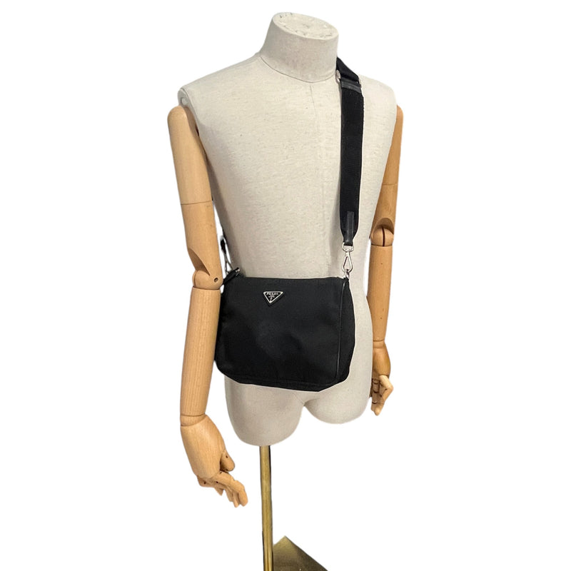 Men's Plague Logo Messenger Bag Black