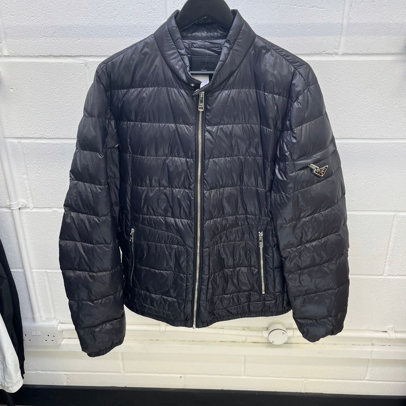 Men's Re-Nylon Plaque Logo Down Jacket Black Size XL