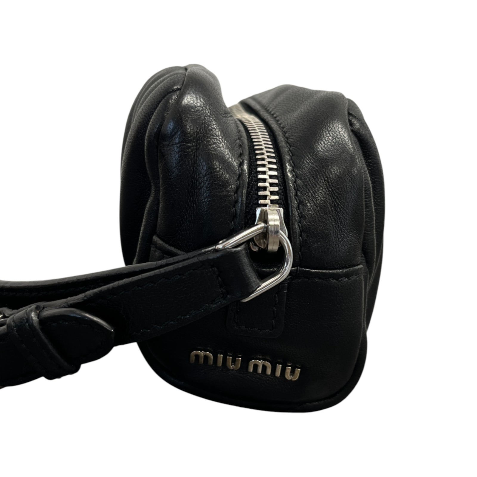 Women's Matelasse Leather Wristlet Purse Black - Photo 5