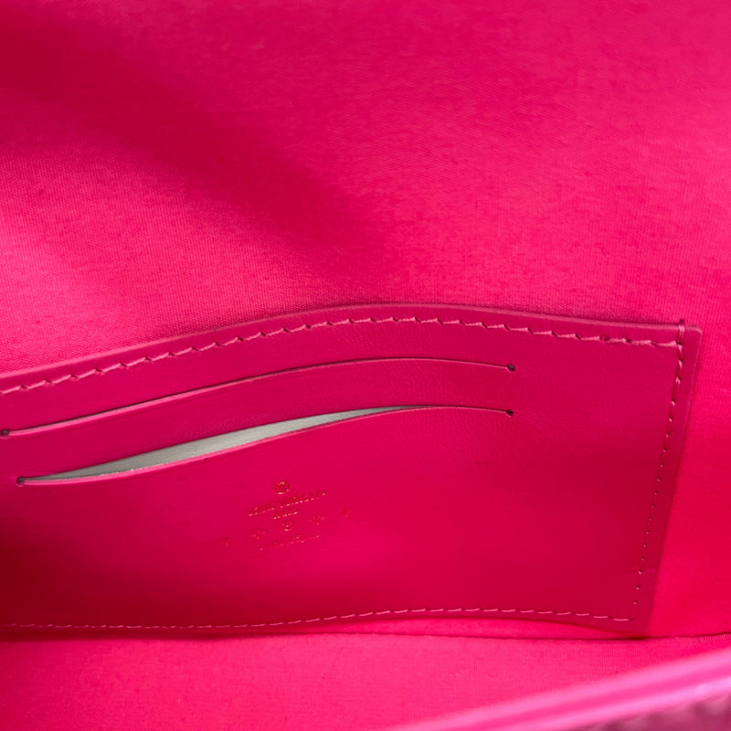 Women's Leather Vernis Malibu Pochette Handbag Pink
