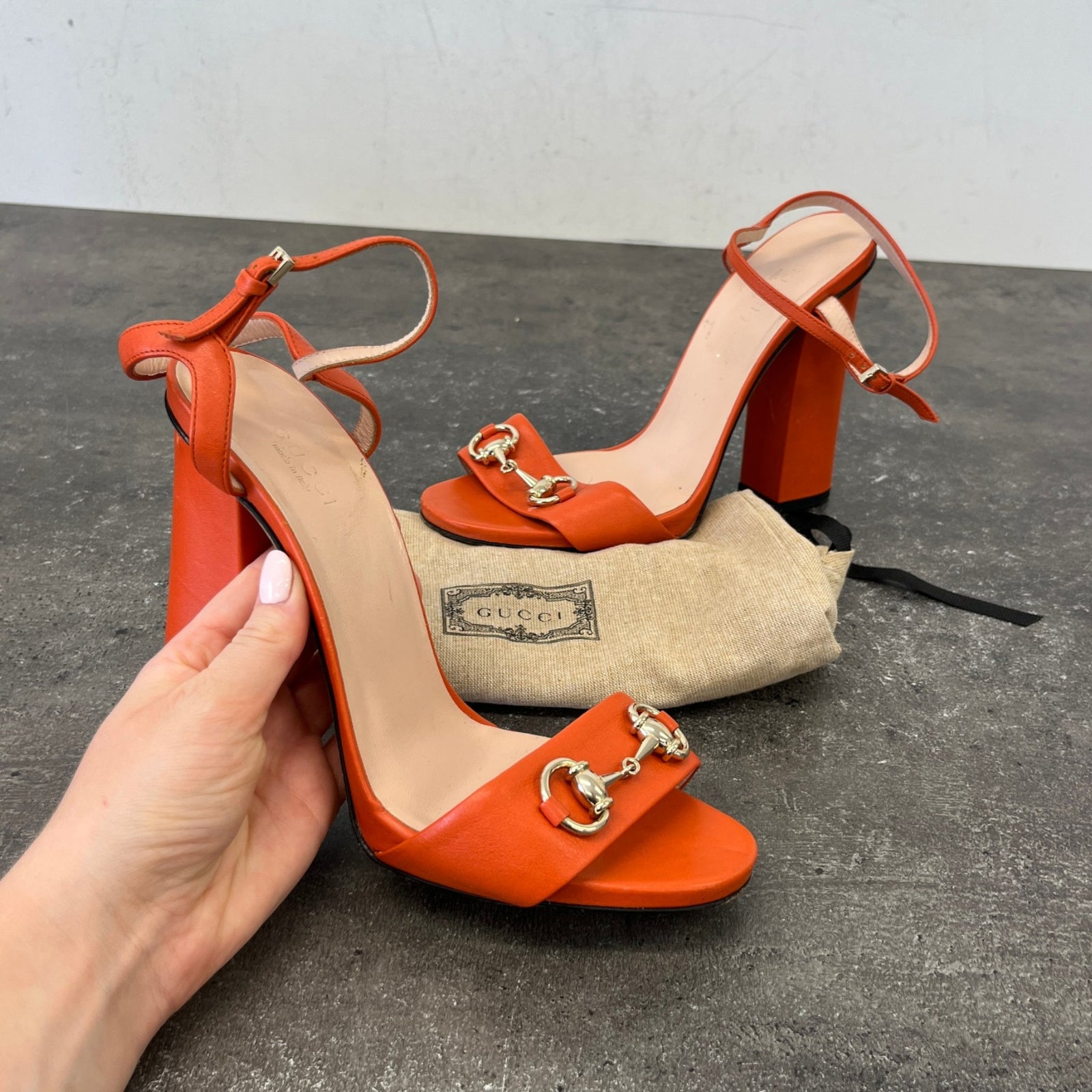 Gucci Women's Horsebit block heel Sandals Orange Size 5.5 - Photo 11
