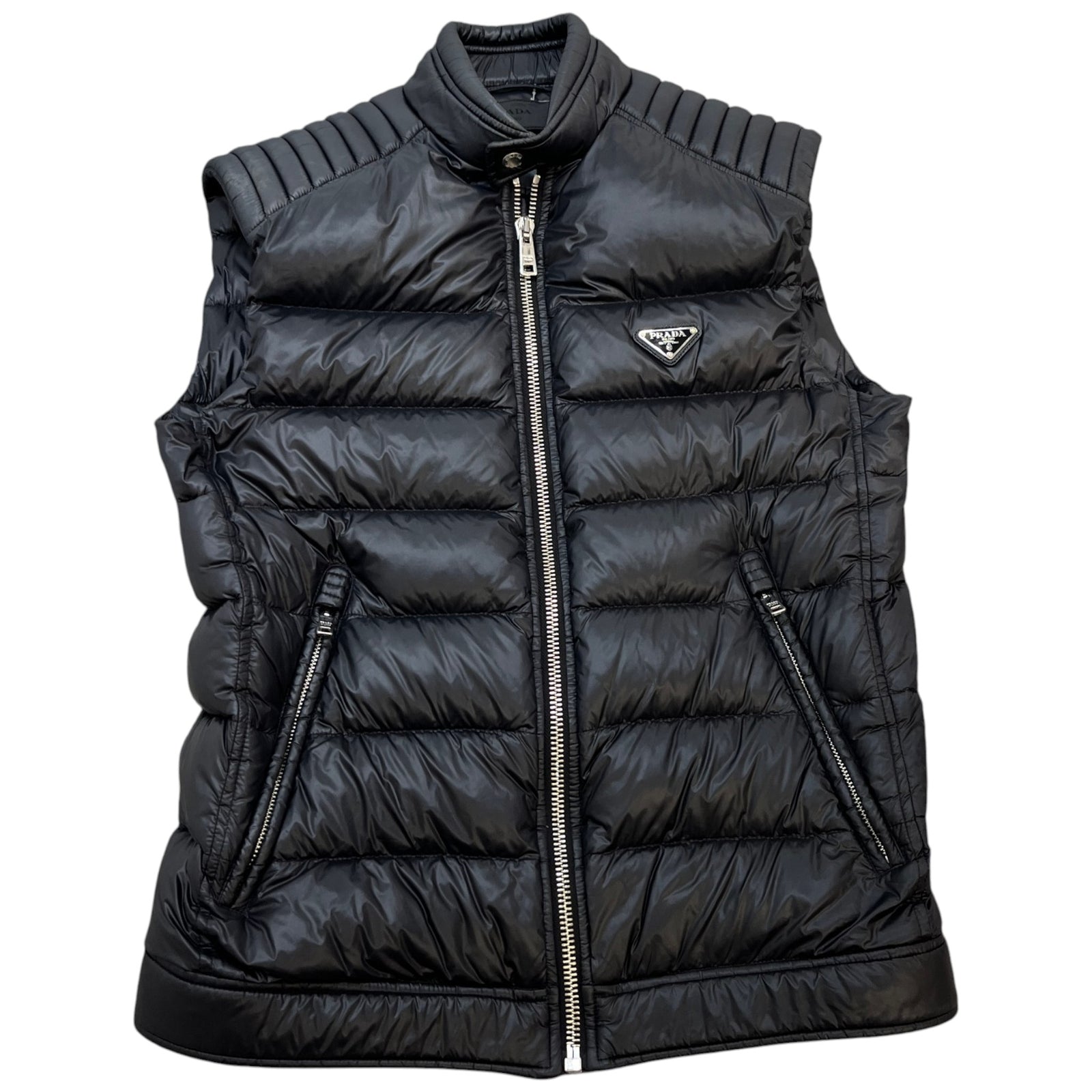 Prada Men's Triangle Logo Plaque Gilet Black Size M - Photo 1