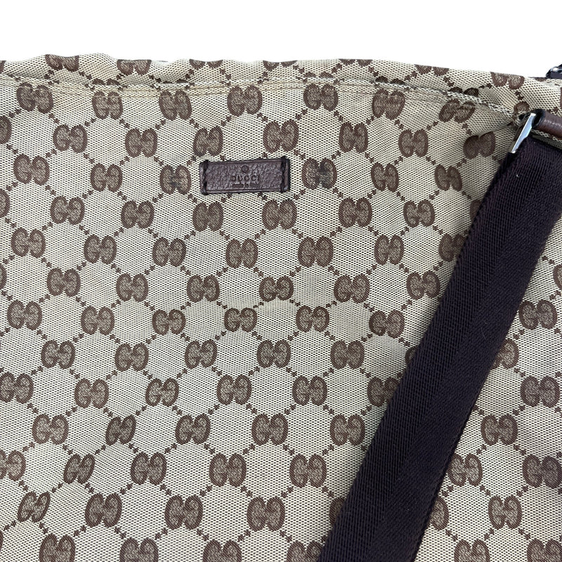 Women's Gg Supreme Messenger Bag Beige