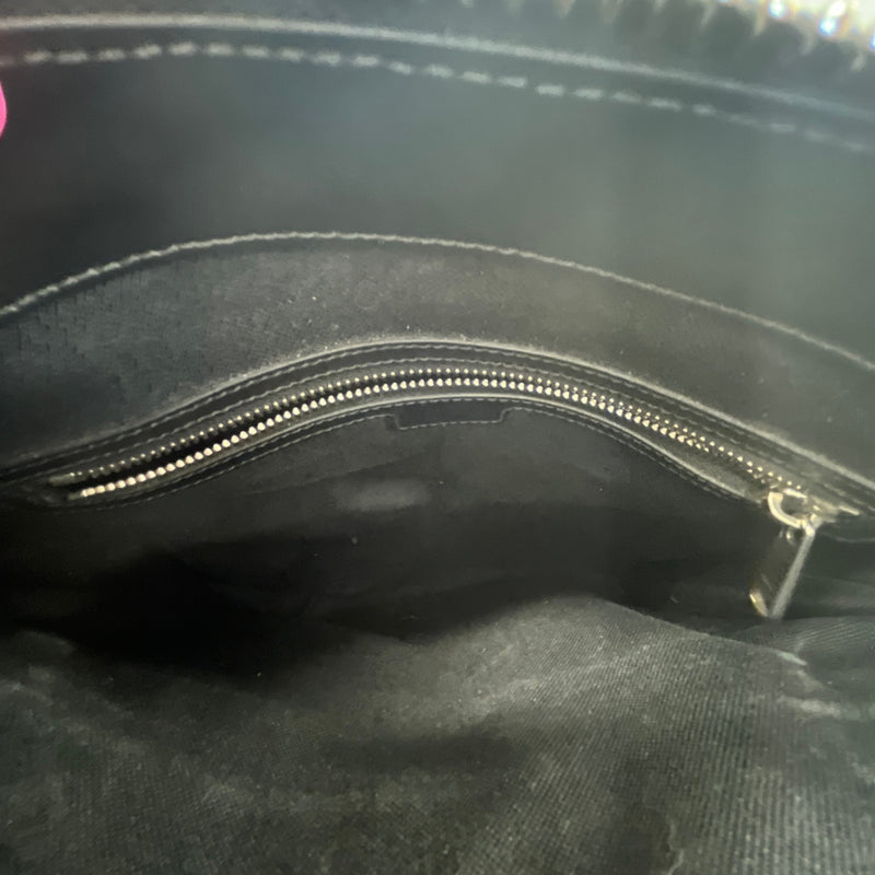 Men's Gg Supreme Messenger Bag Black