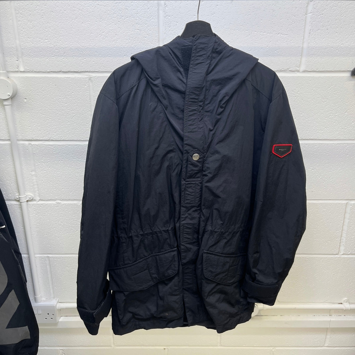 Men's Plague Logo Windbreaker Black Size L - Photo 7