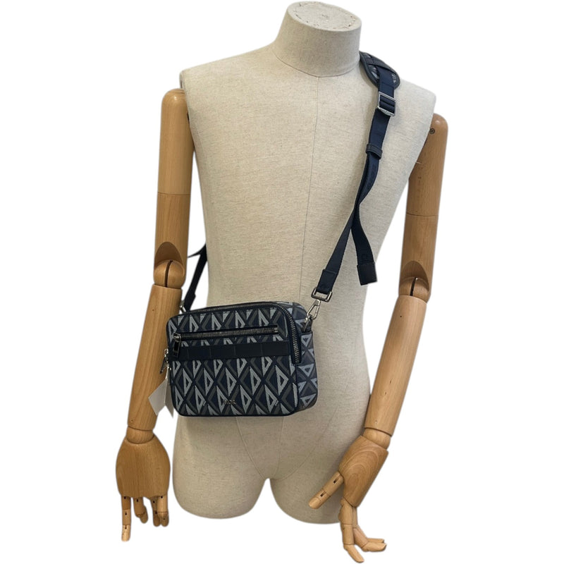 Men's Cd Diamond Safari Messenger Bag Navy