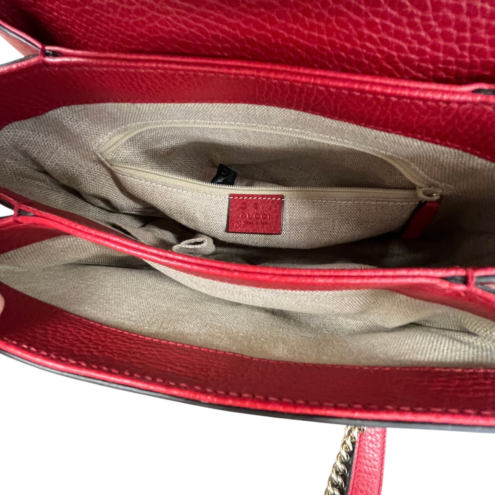 Women's Medium Interlocking G Crossbody Bag Red - Photo 12