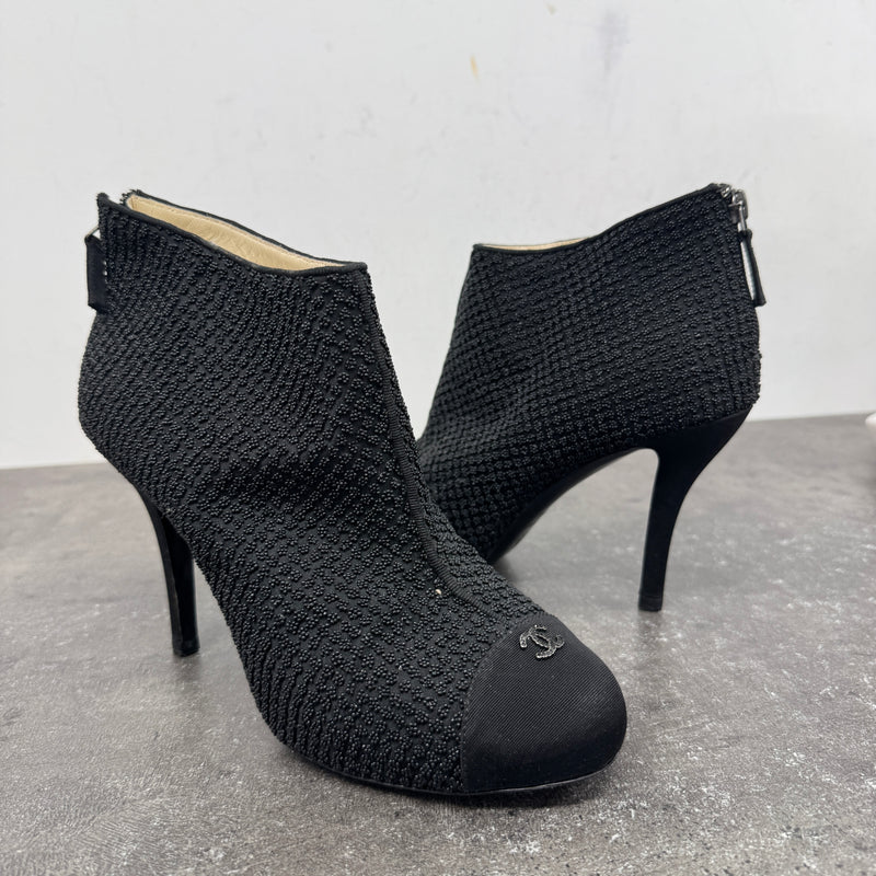 Women's CC Cap-Toe Embellished Heels Black Size UK 5.5 / EU 38.5