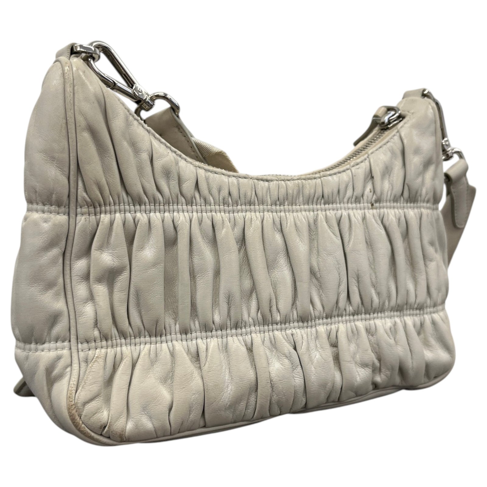 Women's Re-edition 2005 Nappa Gaufré Crossbody Bag Beige - Photo 9