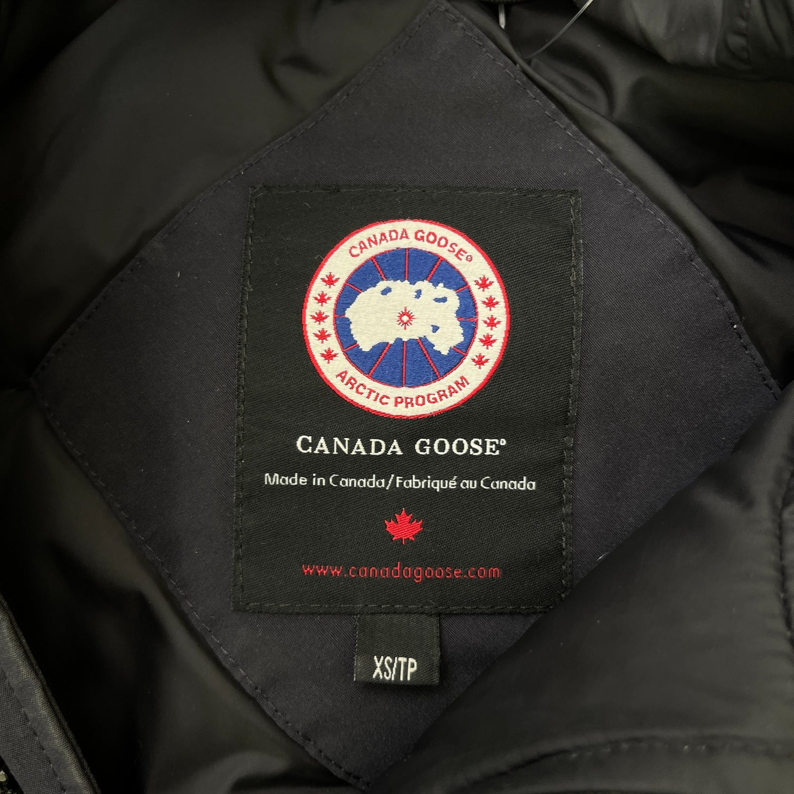 Men's Chateau Parka Down Jacket Navy Size XS - Photo 6
