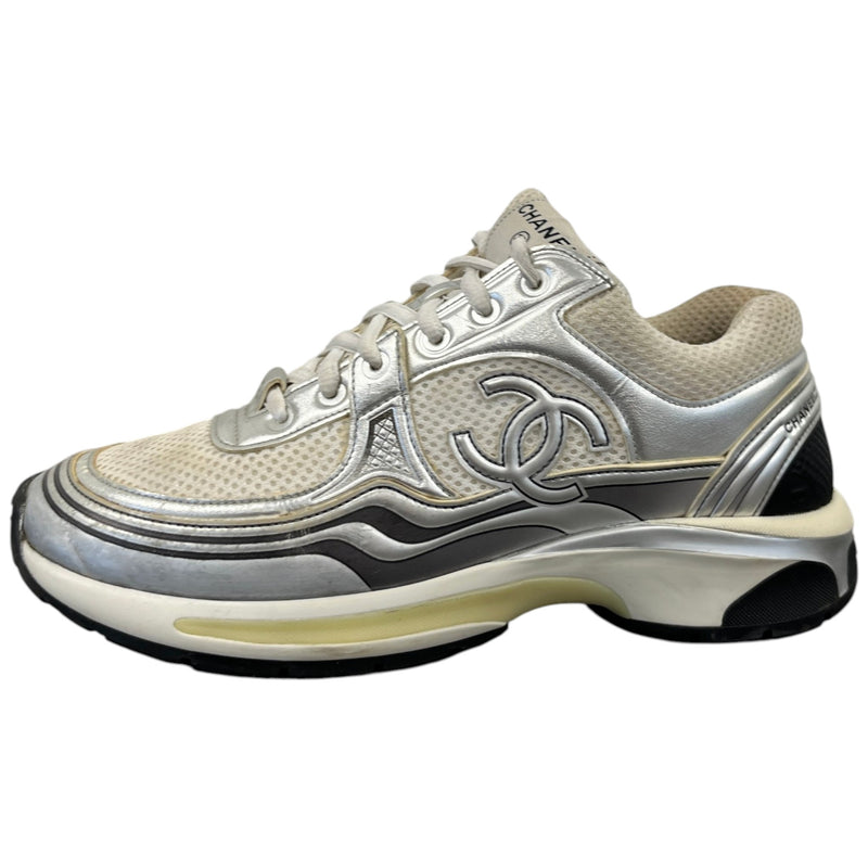 Women's CC Runner Low Trainers Silver Size UK 6.5 / EU 39.5