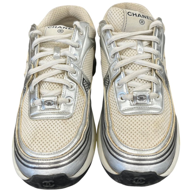 Women's CC Runner Low Trainers Silver Size UK 6.5 / EU 39.5