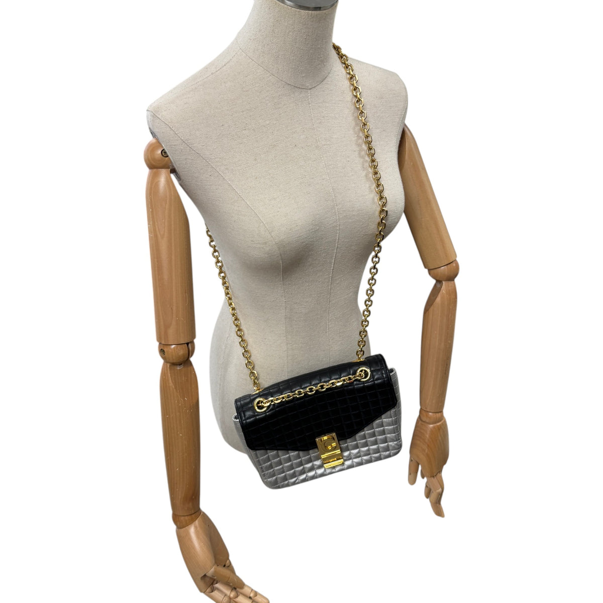Women's C Two Tone Handbag Silver - Photo 2
