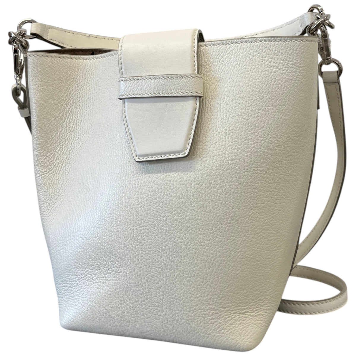 Women's Madeline Bucket Handbag White - Photo 9