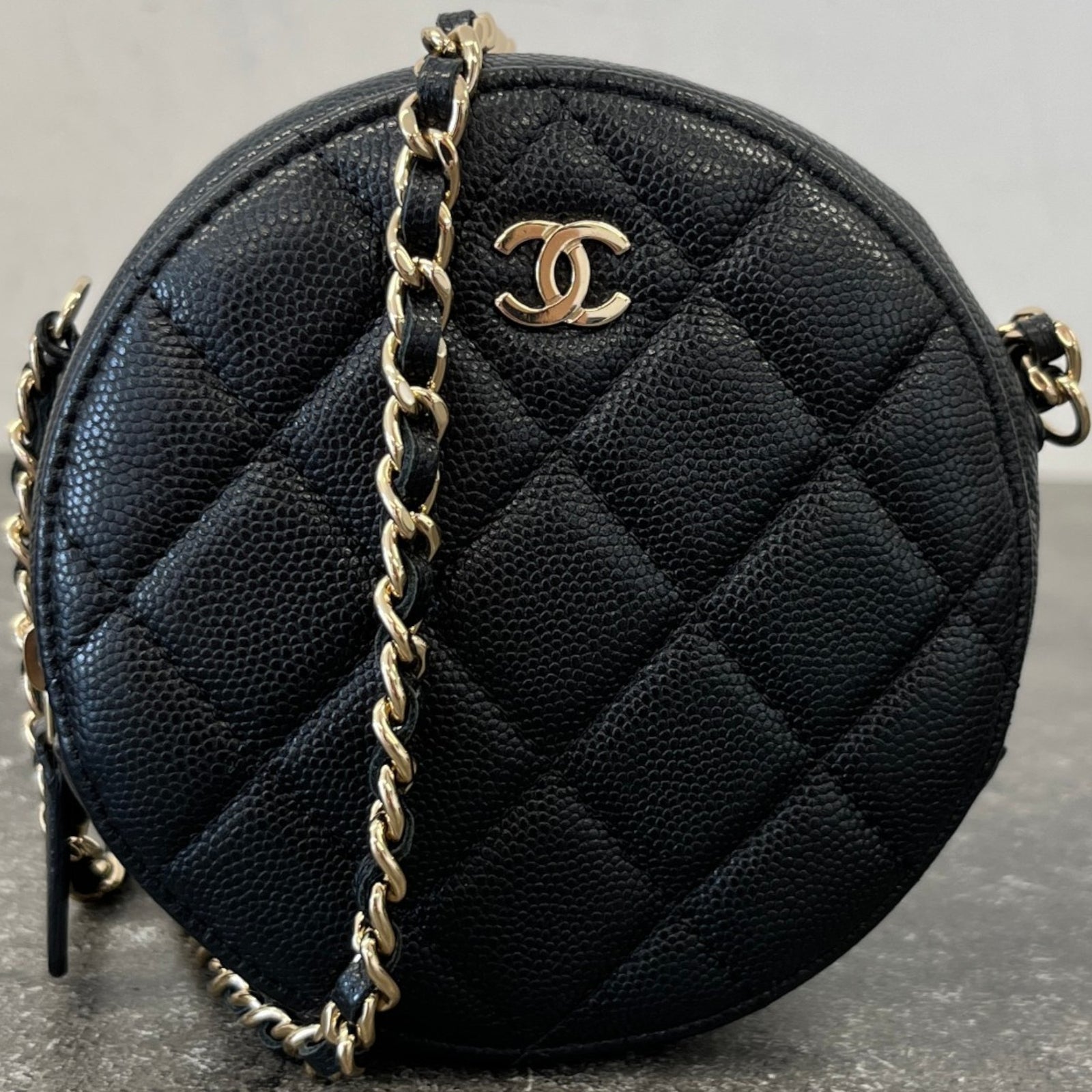Women's Round Mini Caviar Bag Black - Photo 12