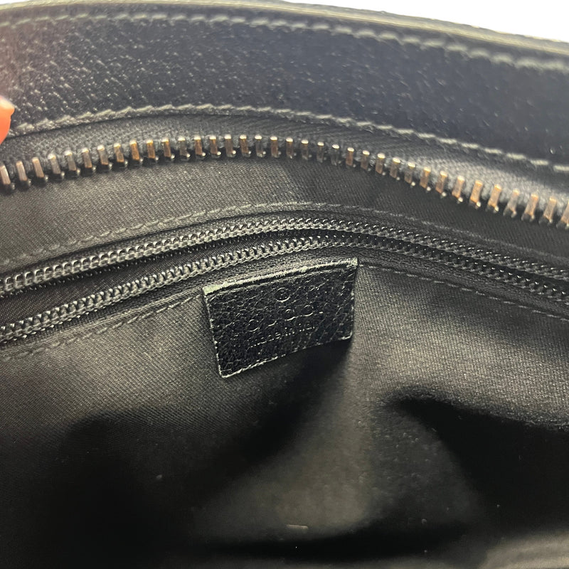 Men's Gg Supreme Messenger Bag Black