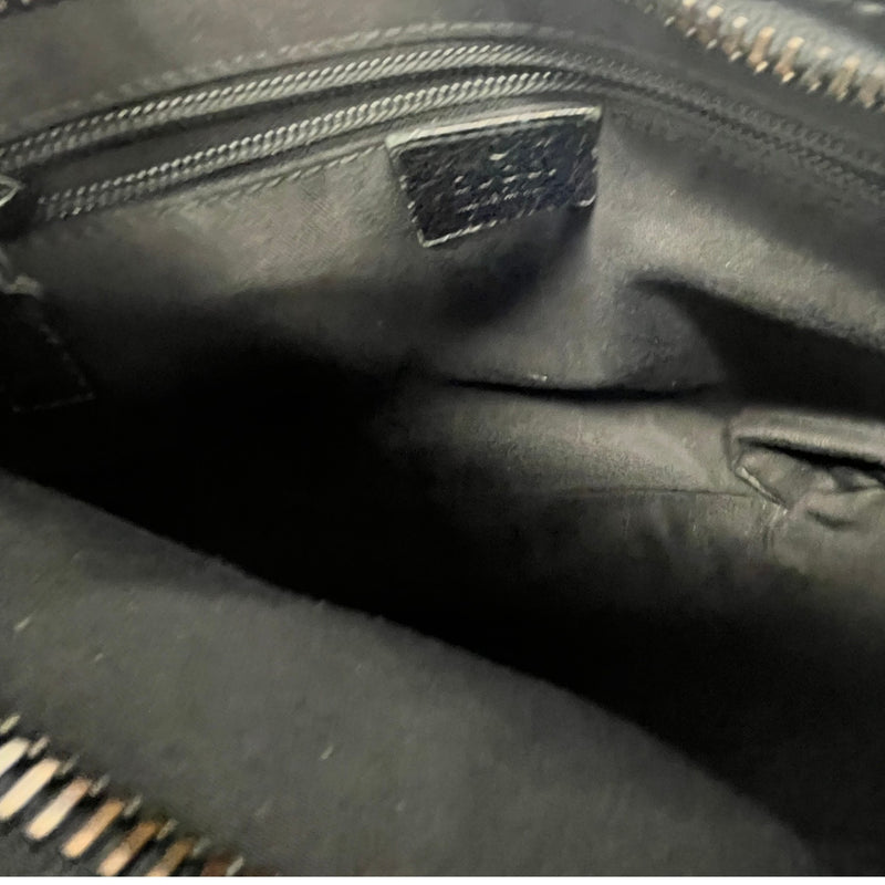 Men's Gg Supreme Messenger Bag Black