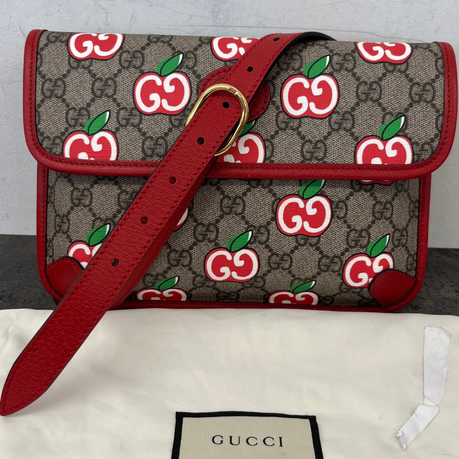 Women's Gg Supreme Apple Print Belt Bag Red - Photo 10