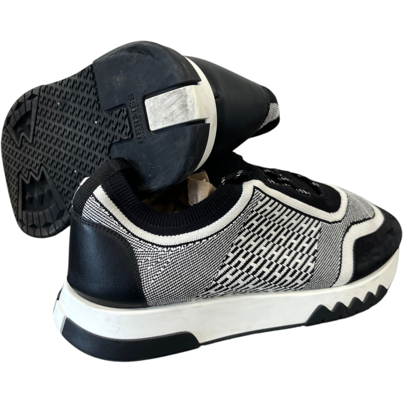 Men's Addict Low Trainers Black Size UK 9 / EU 43