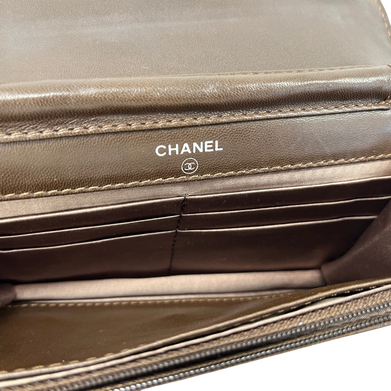 Women's New Travel Line Wallet On Chain Bag Brown