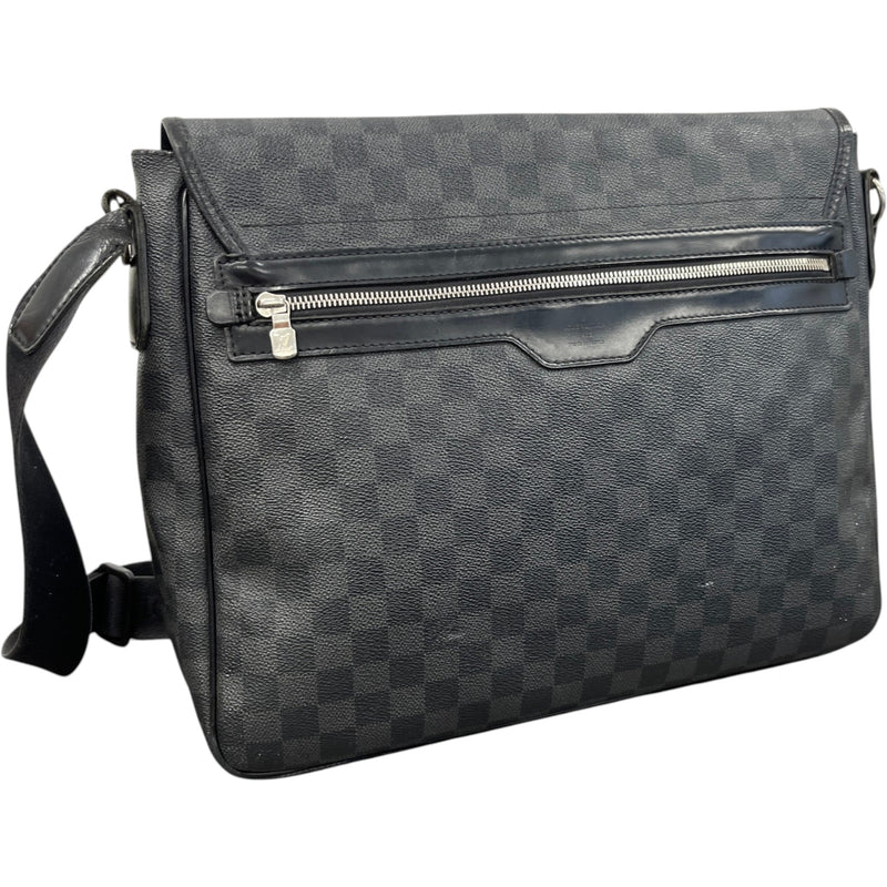 Men's Damier Graphite Daniel Mm Messenger Bag Black