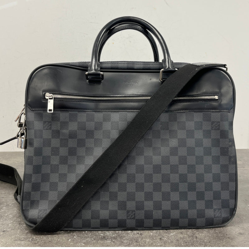 Men's Damier Graphite Overnight 48Hr Bag Black