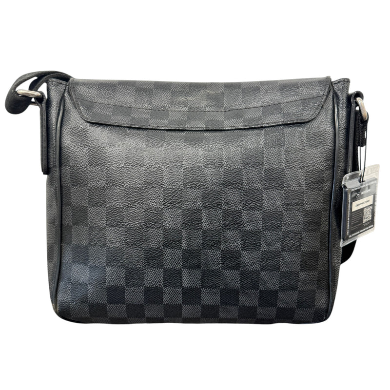 Men's Damier Graphite District Pm Messenger Bag Black