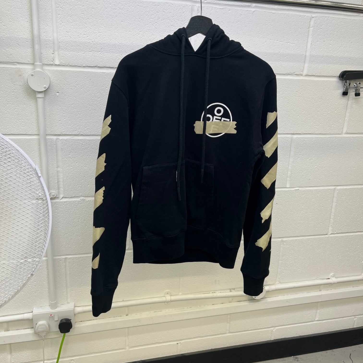 Men's Tape Arrows Hoodie Black Size S - Photo 8