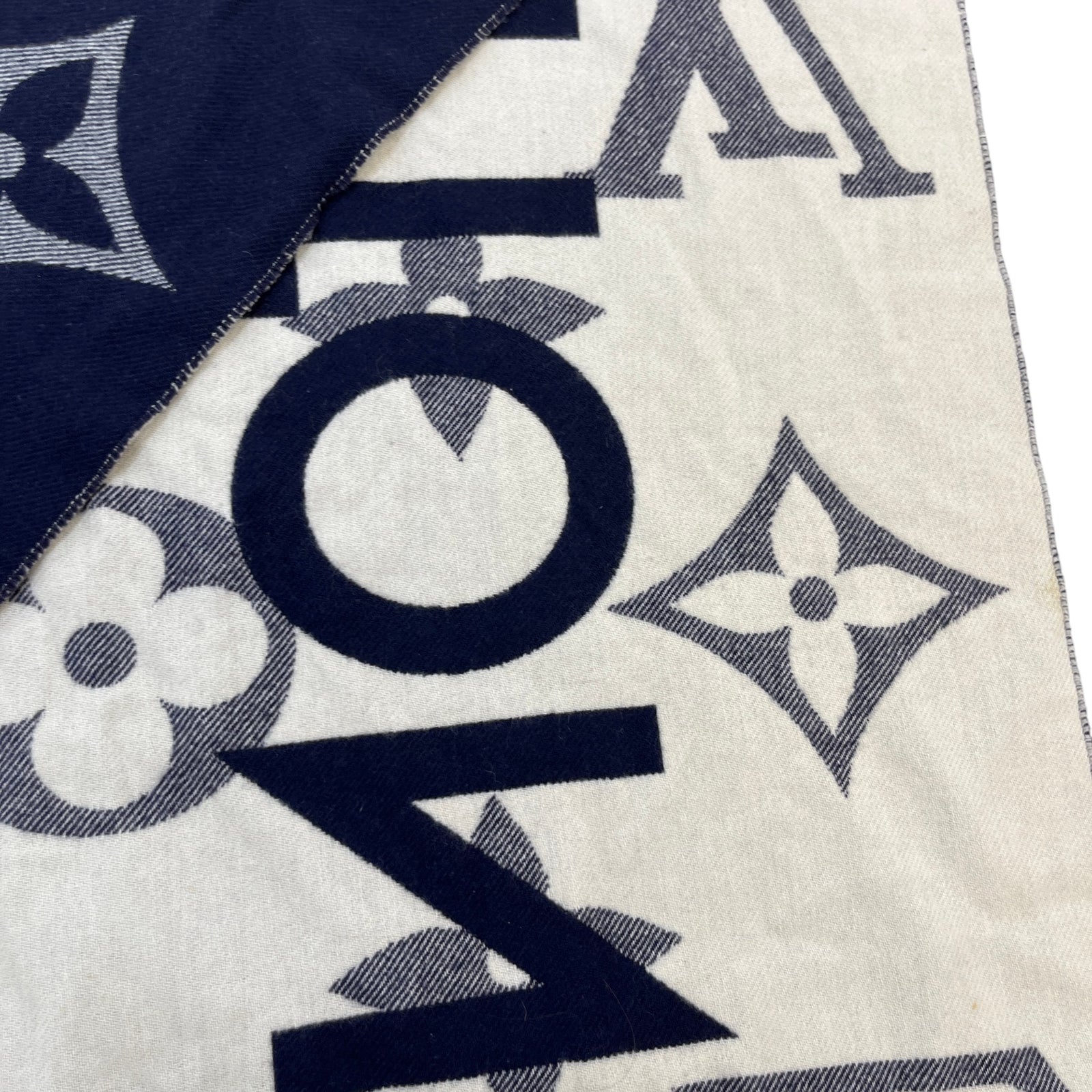 Women's All About Monogram Scarf Navy - Photo 6