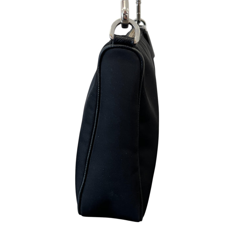 Men's Plaque Logo Re-Nylon Saffiano Messenger Bag Black
