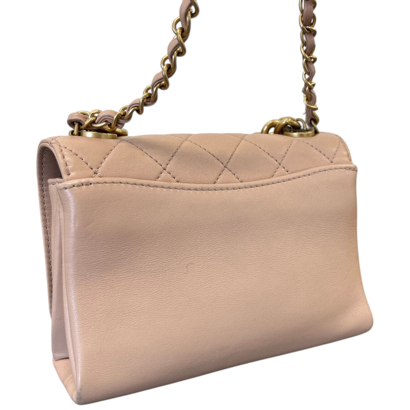 Women's Cc Pearl Chain Crossbody Flap Bag Pink