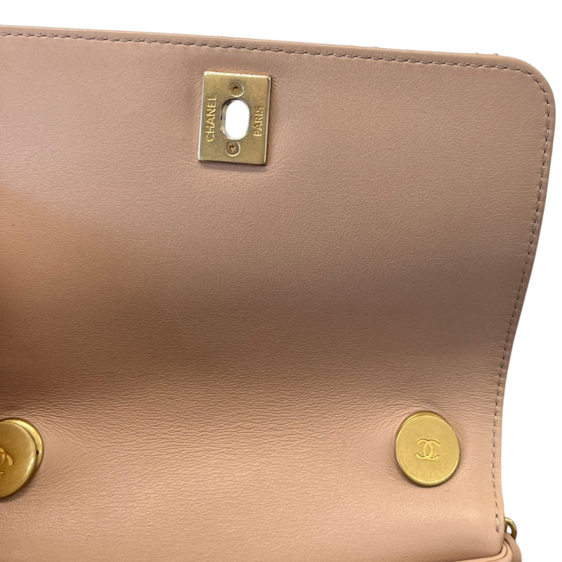 Women's Cc Pearl Chain Crossbody Flap Bag Pink