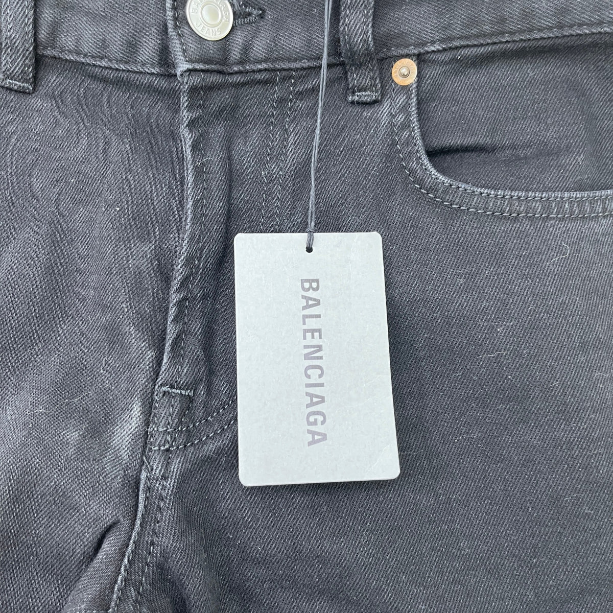 Men's Straight Embossed Logo Jeans Black Size W29 - Photo 6