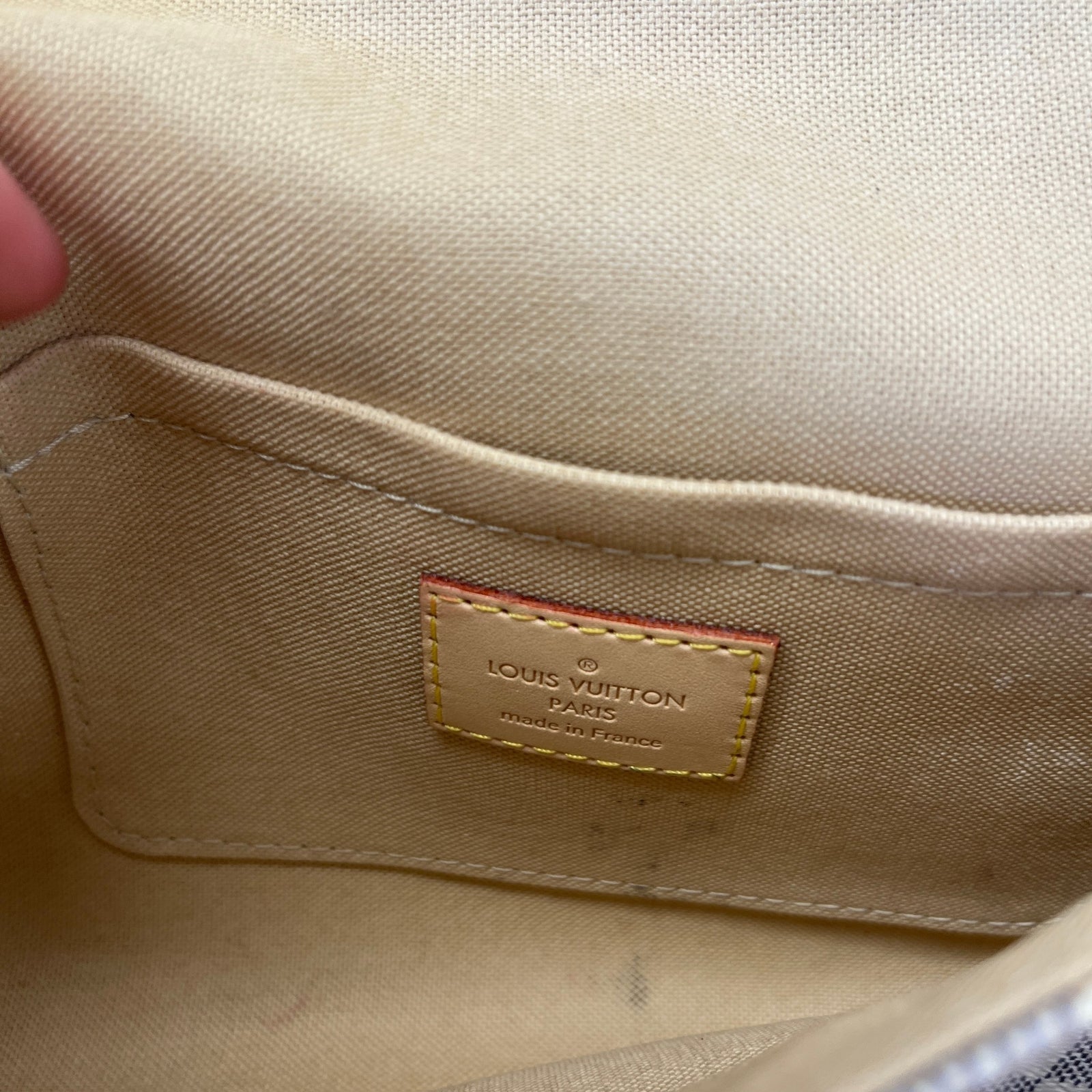 Women's Damier Azur Favorite MM Clutch Cream - Photo 11