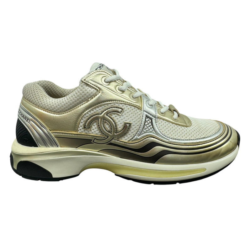 Men's CC Logo Low Trainers Gold Size UK 6.5 / EU 40.5